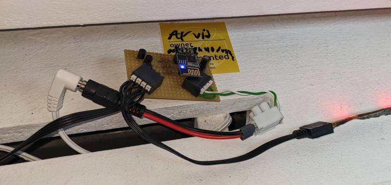 led_controller_perfboard.jpg led_controller_perfboard.jpg